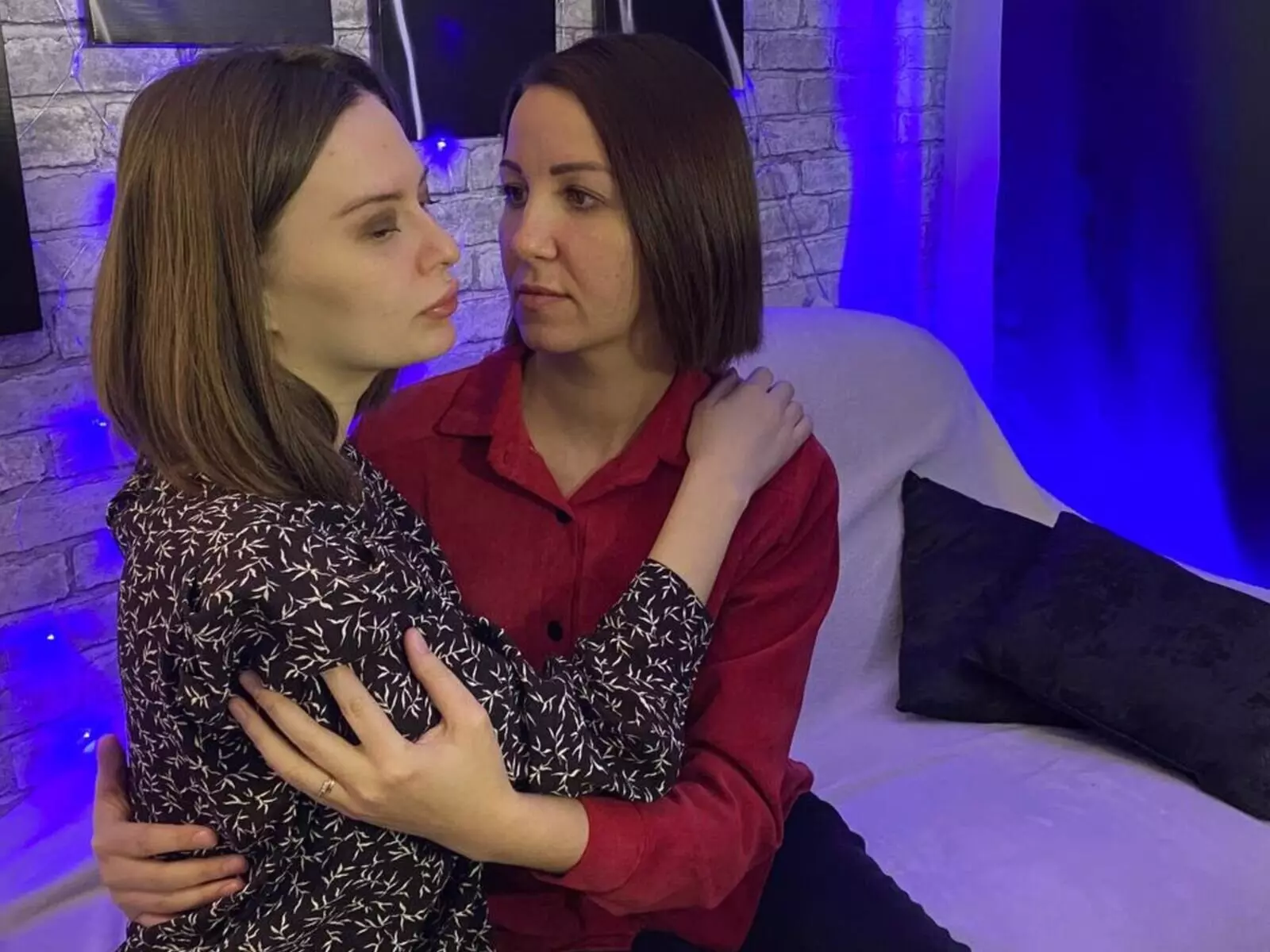 Starte eine Liveshow mit BellaandKatty