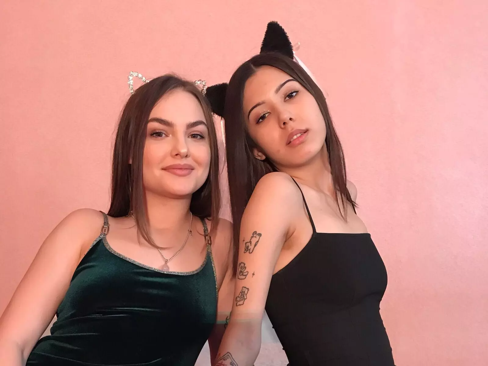 Starte eine Liveshow mit EmmaAndKayla