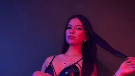 Starte eine Liveshow mit AryaNorth