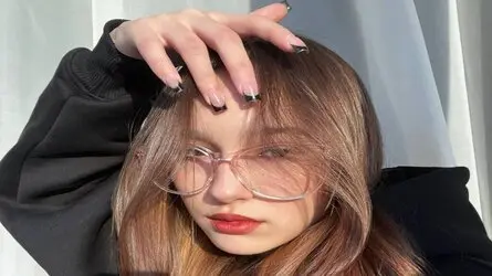 Starte eine Liveshow mit JeannaTalahytewa