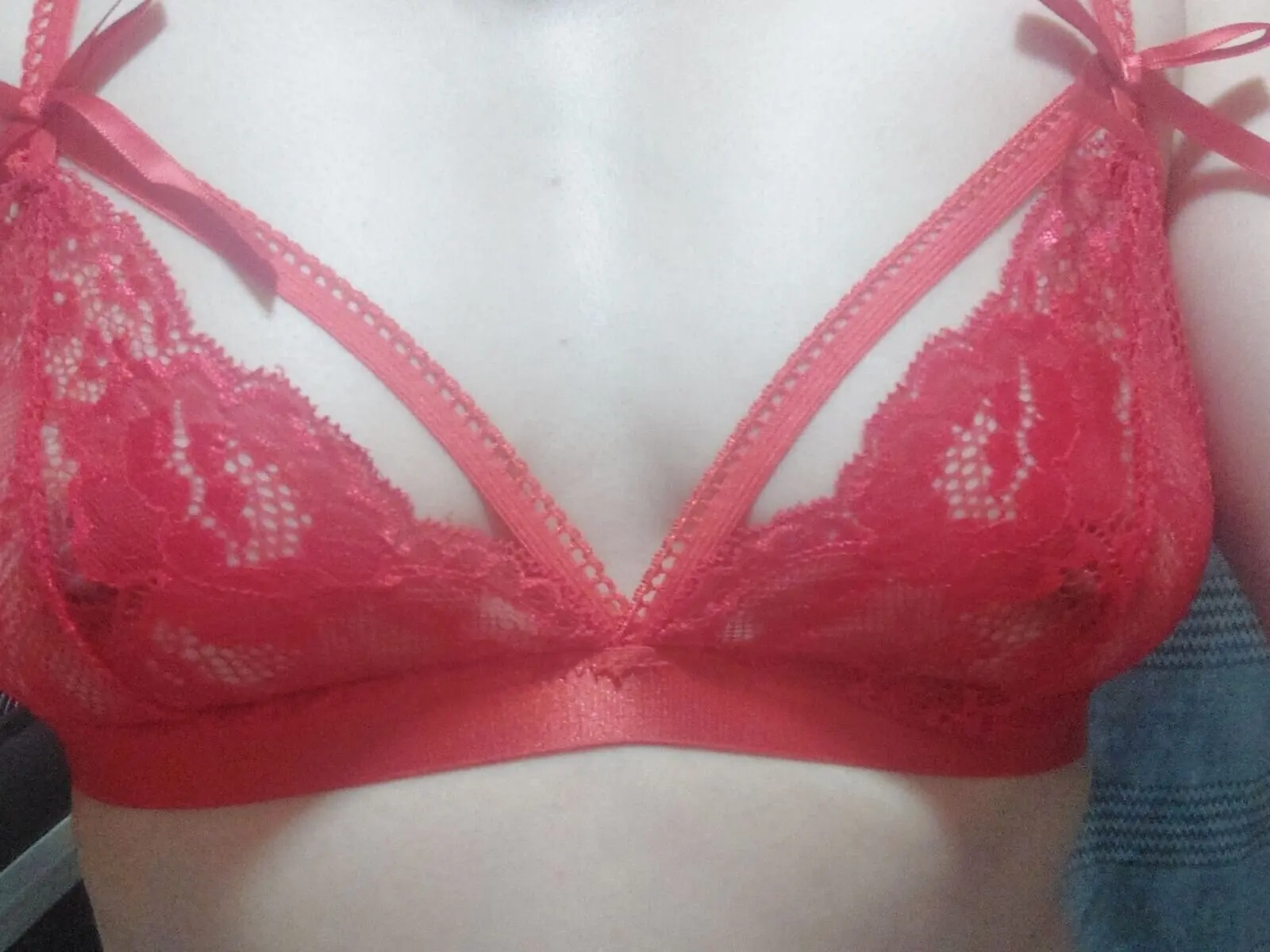Starte eine Liveshow mit JennyMoree