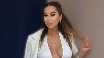 Starte eine Liveshow mit JulyMilky