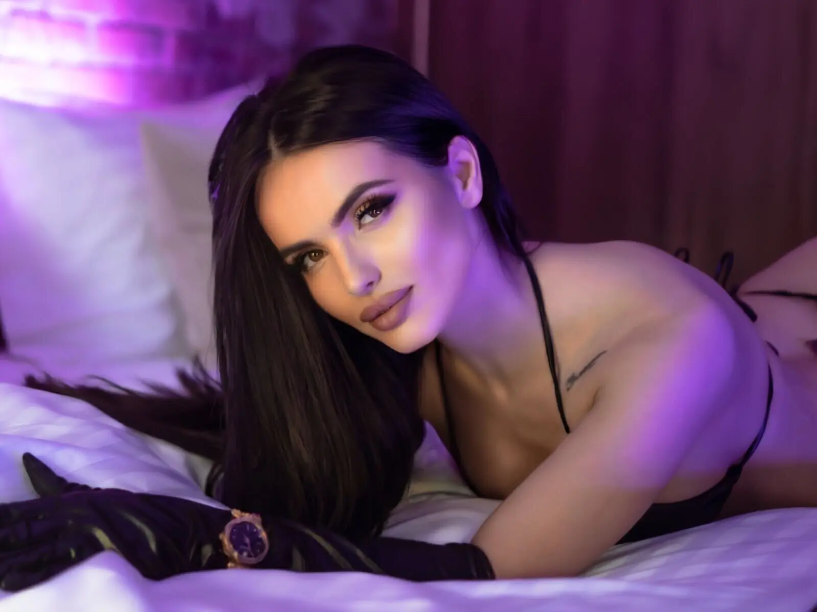 Starte eine Liveshow mit LaylaWoods