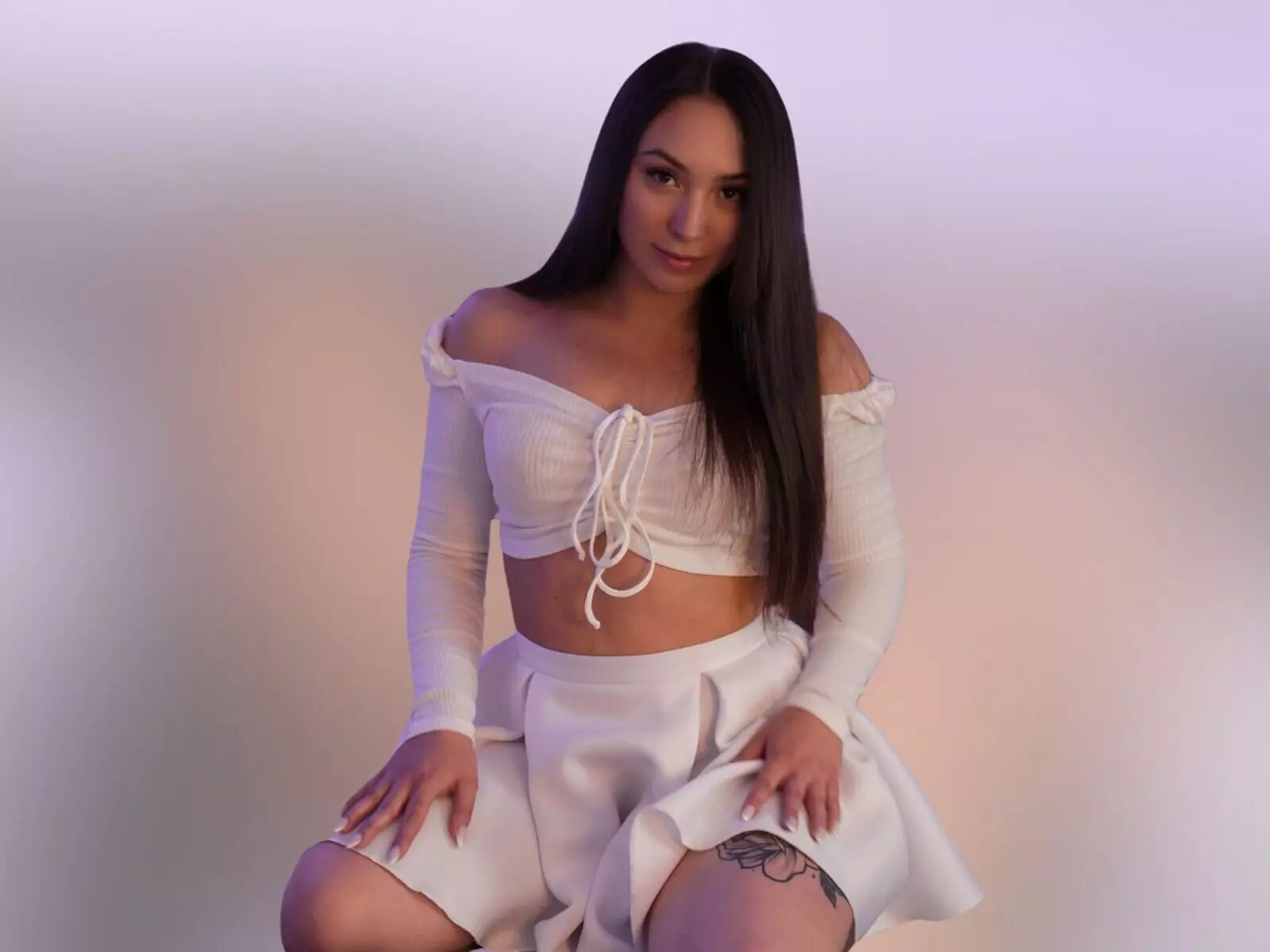 Starte eine Liveshow mit TessHernandez