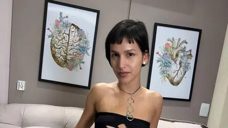 Starte eine Liveshow mit TinaJay